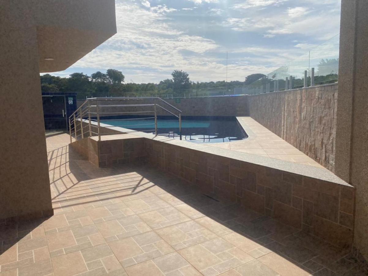 The Villeneuve Apartamento Caldas Novas Εξωτερικό φωτογραφία